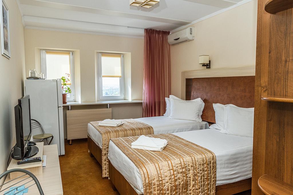 7 Sky Hotel Klinicheskaya Street Kiev Ngoại thất bức ảnh