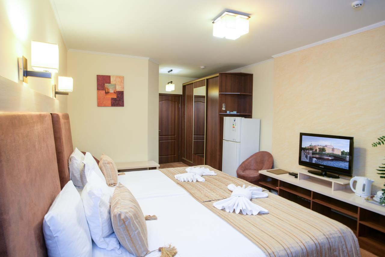 7 Sky Hotel Klinicheskaya Street Kiev Ngoại thất bức ảnh