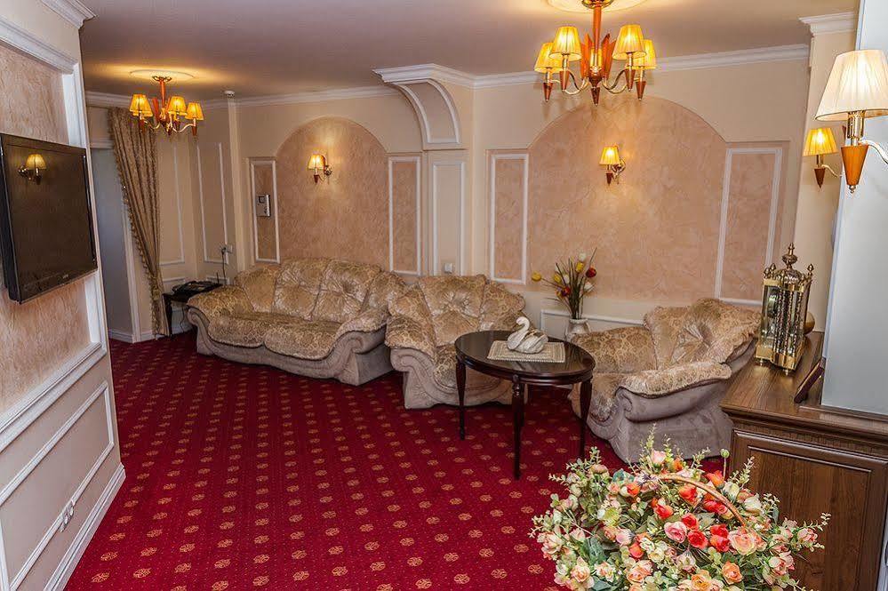 7 Sky Hotel Klinicheskaya Street Kiev Ngoại thất bức ảnh